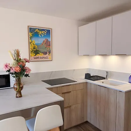 Le Petit Bleu - Boulouris Appartement