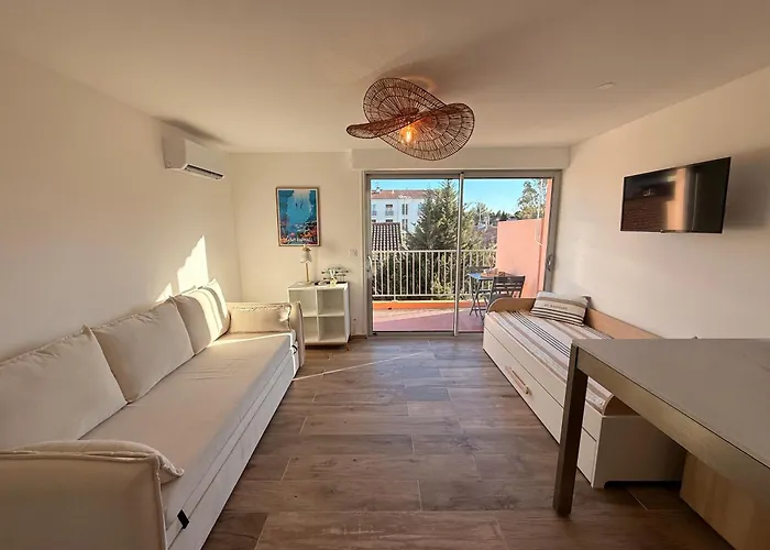 Le Petit Bleu - Boulouris *